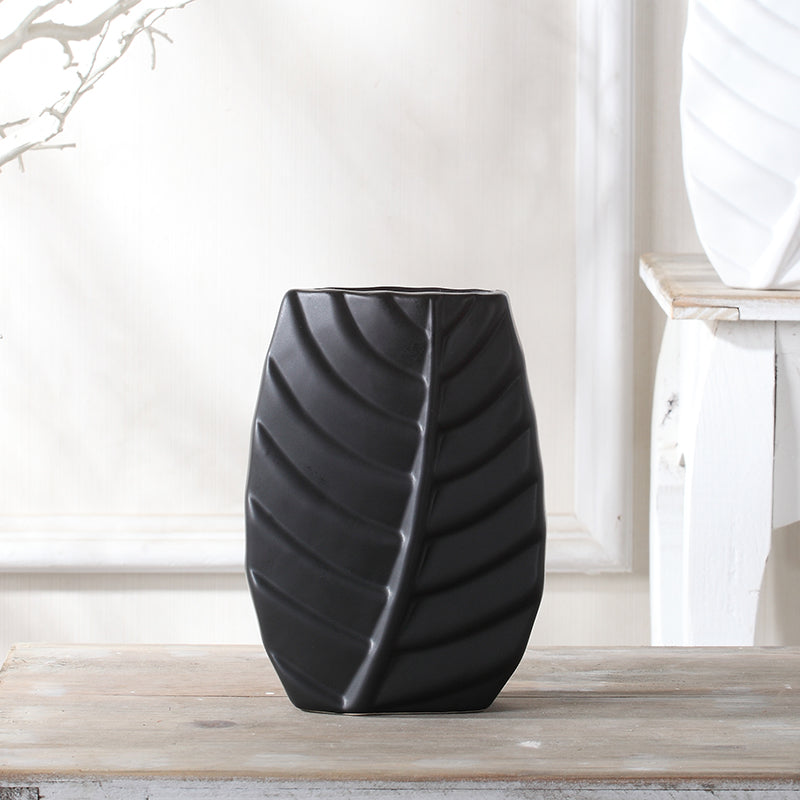 Nordic Leaves Ceramic Vase - SLW Home