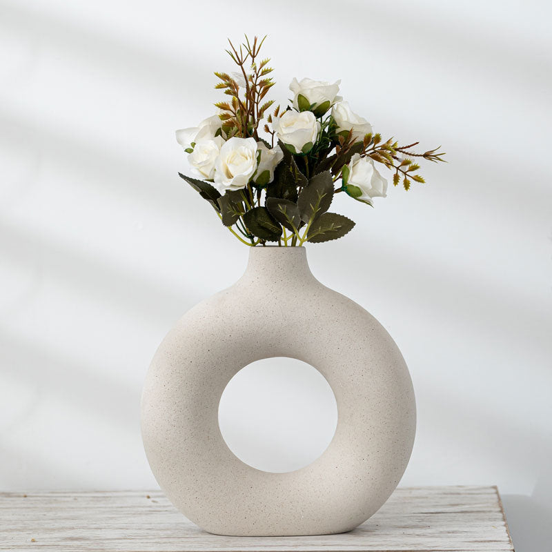 Biscuit Vase - SLW Home