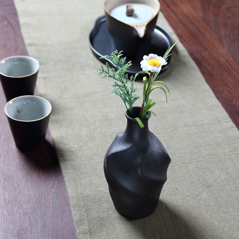 Earthlic Ceramic Vase - SLW Home